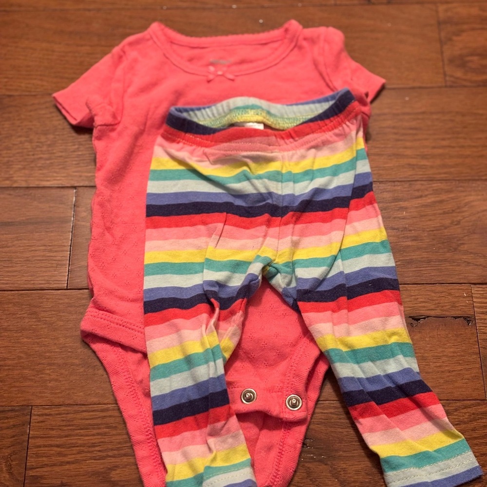 Carter's Baby Girl 3 Month Coral Pink Bodysuit Rainbow Stripe‎ Pants Outfit Set